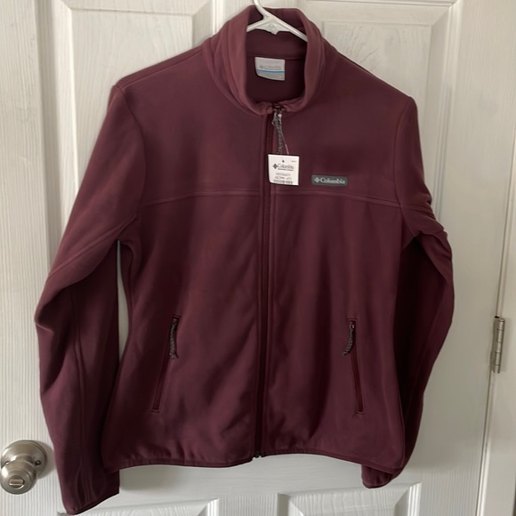 Columbia Jackets & Blazers - NWT Columbia Women’s Ali Peak Full Zip Fleece Jacket Medium Color-Malbec